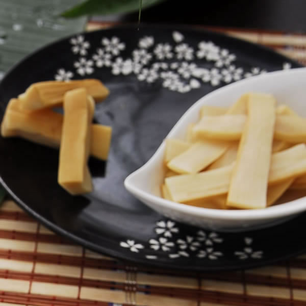 bamboo shoots canned food