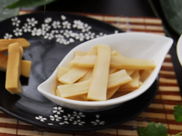 Seasoned bamboo shoots