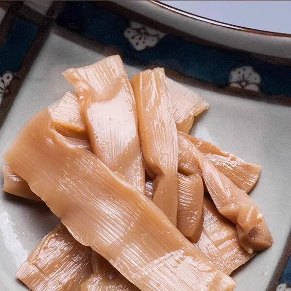 Ready-to-eat seasoned bamboo shoots